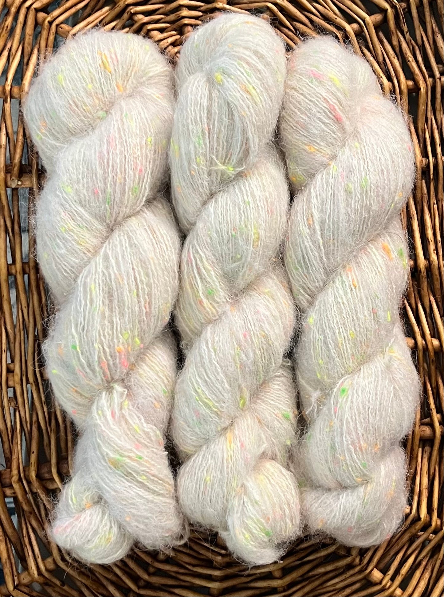 Blur - Neon Neps Yarn
