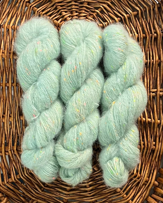 Sea Foam - Neon Neps Yarn
