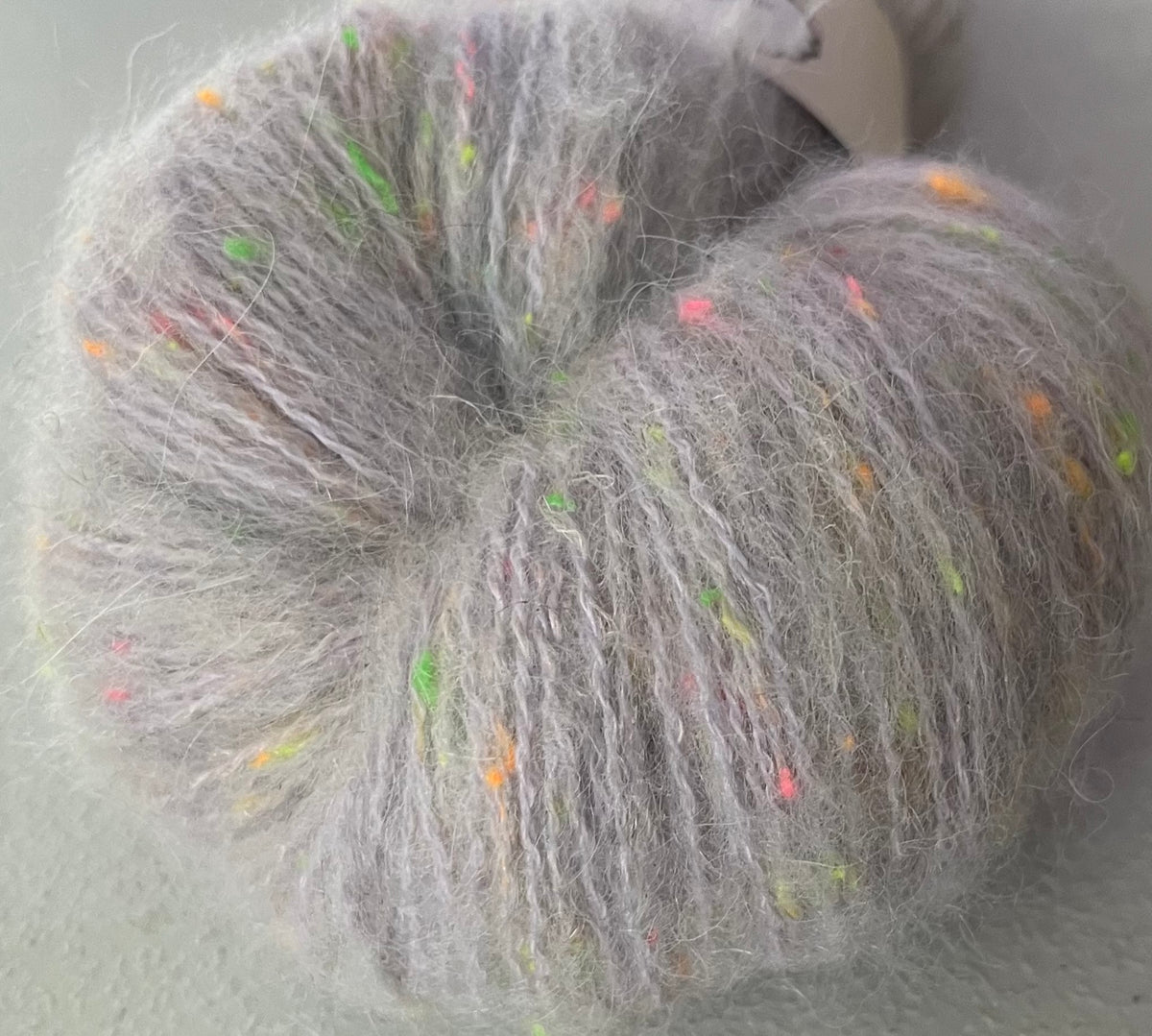 Bobbity -Neon Pops Fluff Yarn