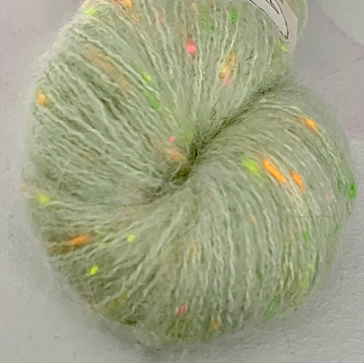 Seafoam - Neon Neps Fluff Yarn