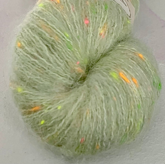 Seafoam - Neon Neps Fluff Yarn