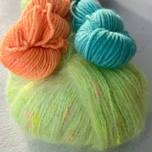 It's So Bright- Pier 62 Shawl Kit